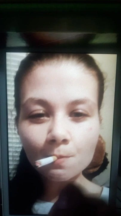 Tribute Amanda smoking