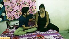 Indischer heißer Teen-Junge fickte Zimmerservice-Mädchen im örtlichen Hotel! Neuer Hindi-Sex