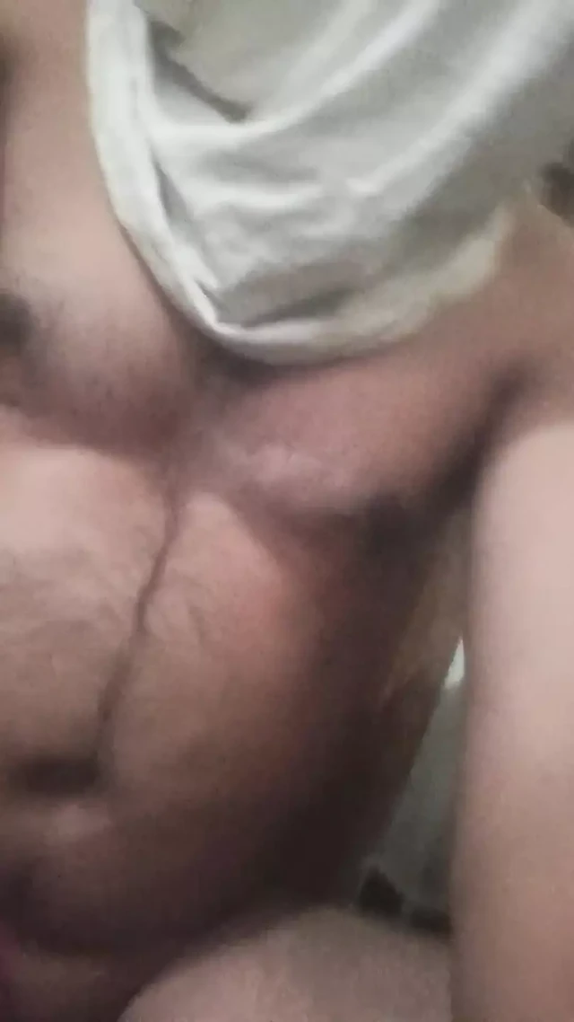 Bhabhi ko kichen me akela pakar kardi bhabhi ki mast chudai maza aa gaya