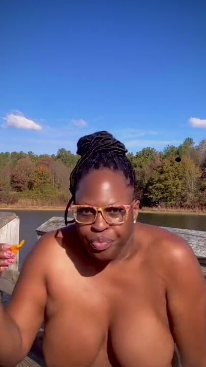 MATURE EBONY COUGAR MAKING FETISH CONTENT IN PUBLIC PT 1 | Clip 2