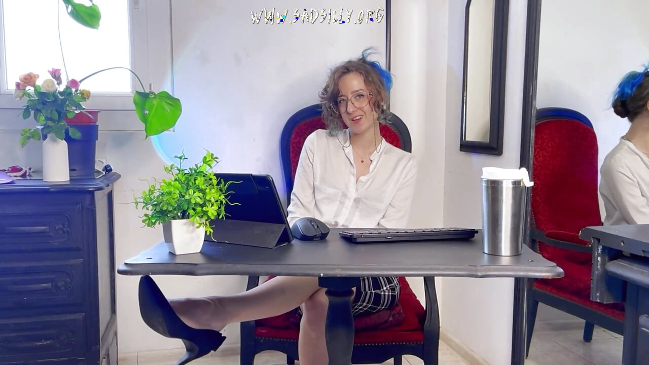 Sadsilly แนะนําคุณ - สอนเล่นเสียวในออฟฟิศกับเพื่อนร่วมงานฝรั่งเศสของคุณ