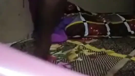 Hintli gözleri bağlı seks