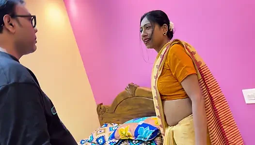 South indian sexy bhabhi ko desi uncle nekhub pussy fuck kiya, bhabhi ne apna pussy chataya