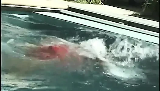 Deniz kenarında biraz deneyim arayan zenci kızlar