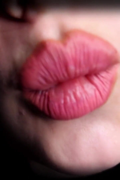 Cum with me everyday during 1 month! Day 7 - lip tease & worship