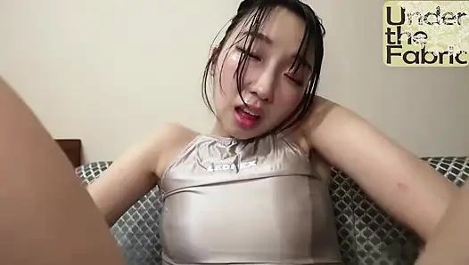 Sheer Leotard Heat o aşina güzellik üzerinde değişik bir görünüme dönüşüyor