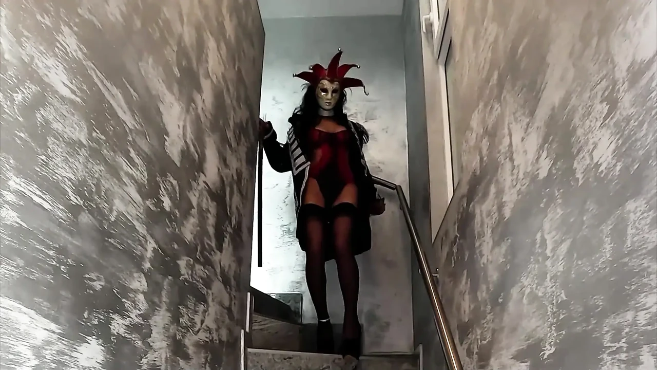 I Got a Great Venetian Mask, Take a Look.