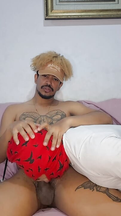 He Came Tired From Work and Swallowed My Cock