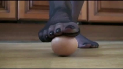 Pantyhose egg crushing