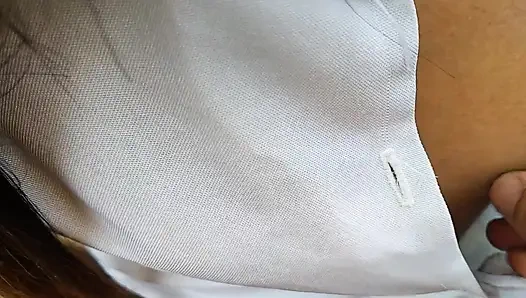 SISWI POLOS MEMOHON AYAH TIRINYA UNTUK MENGISI DIRINYA YANG LAGI SANGE BERAT