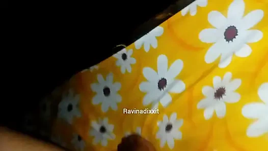 Ravina amcığı azgın binişle patronu tarafından neredeyse parmaklanıyor