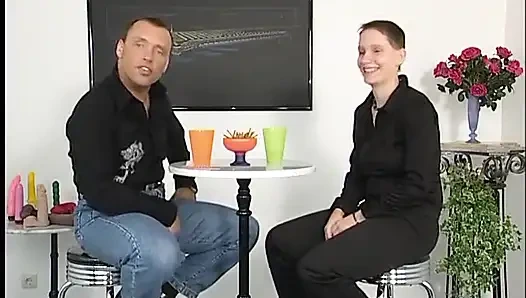 Short hair brunette with big boobs is blowing big cock