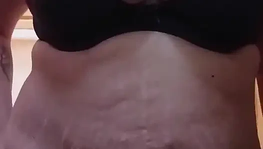 Мастурбация с киской крупным планом и грязным разговором