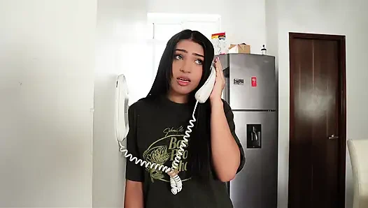 Ya ampun! Tukang ledeng unclogs dengan alat baru