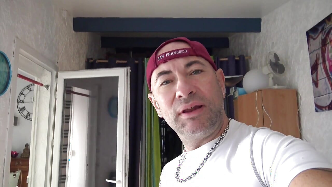 Jess fucked barebac by discret straight Arab