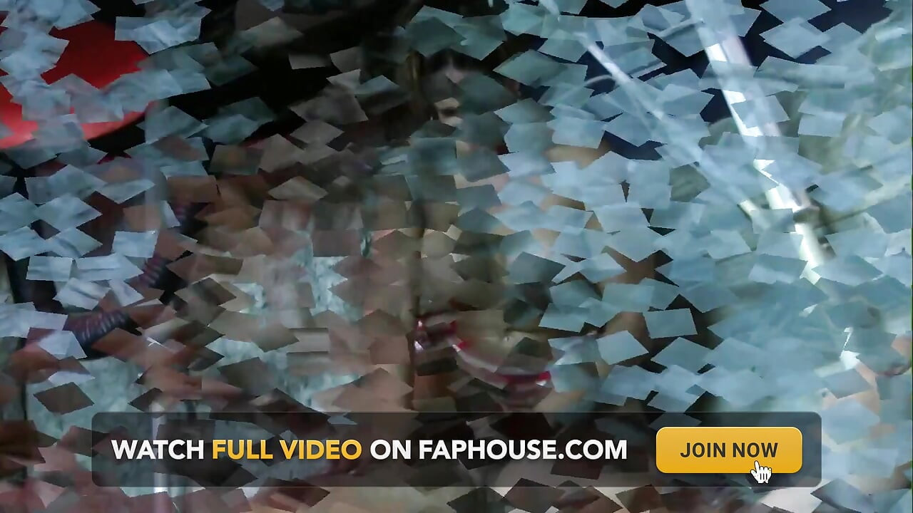 Amazonia Facesits představuje Amazona