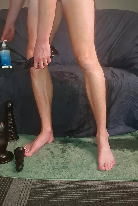 Solo male extreme anal dildo - huge toys