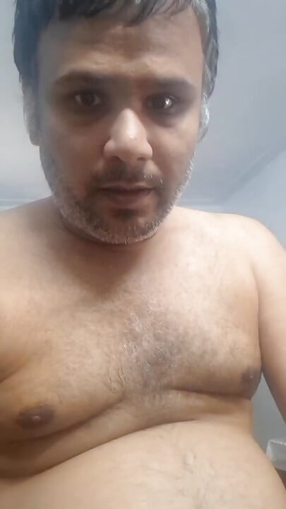 Kalın solo yarağımla çıplak sikini içine al...