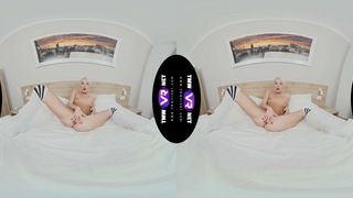 Tmwvrnet - lovita fate - fiesta en solitario de la rubia en la cama