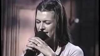Milla Jovovich (No Bra) Singing