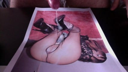 Tribute Nylonslut