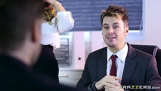 Ryan ryder si law firm wawancara kantor dengan toket besar berujung dientot habis-habisan sama stacey saran
