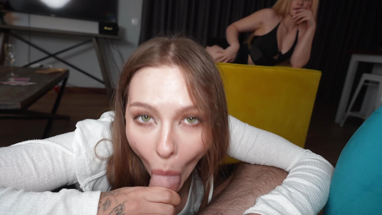 "She doesn't need to know about it" Stepdaughters make a deal with stepdad