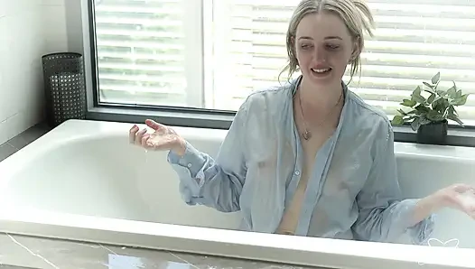 Interview: Jois with Charlie Featuring Charlie Forde