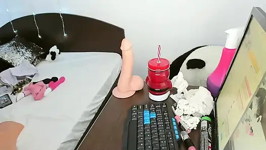 Ride Creamy Front View