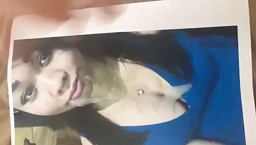 Asyalı orta yaşlı seksi kadın boşalıyor