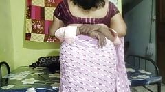 Mi camisón tía Sindhu folla días de mujeres