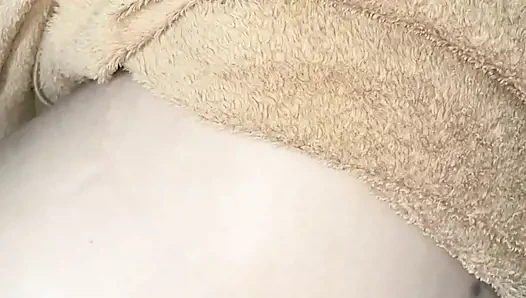 Fucking my mother in the morning until I cumshot her pussy