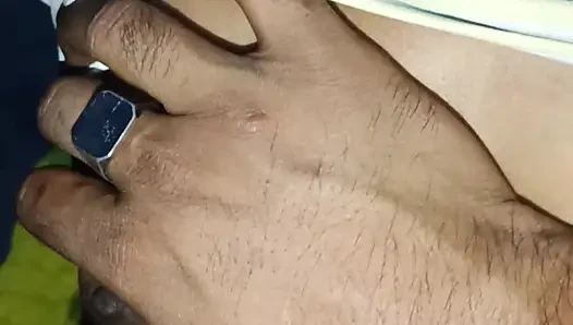 Sikilen üvey kız kardeş parmaklıyor ve sonra amcığını sikiyor bölüm 1