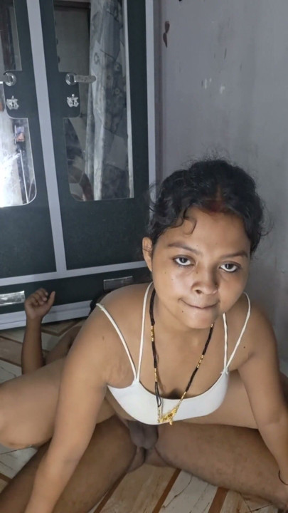 Sweetsex2001 indian deshi beautiful collage girl hardly doggy style f.cking enjoy | Clip 2