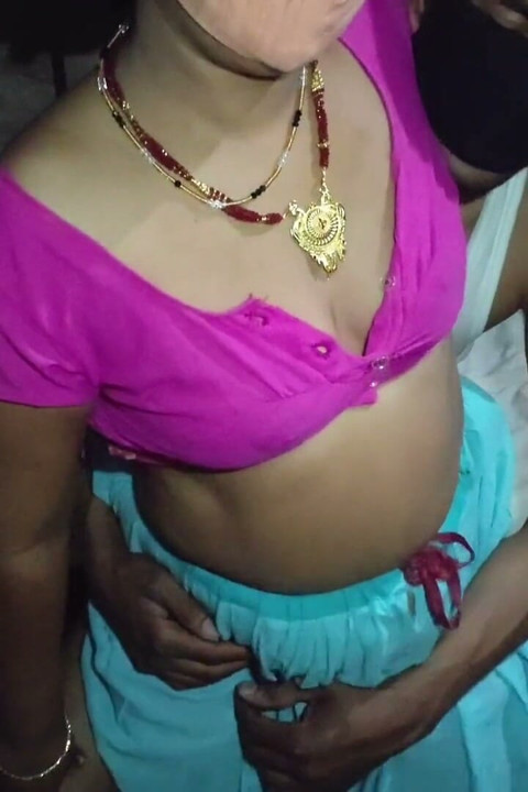 Mucha diversión con Fatima Bhabhi en la cama