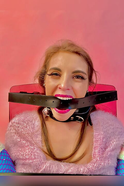 섹시한 밀프 BDSM 사진 촬영