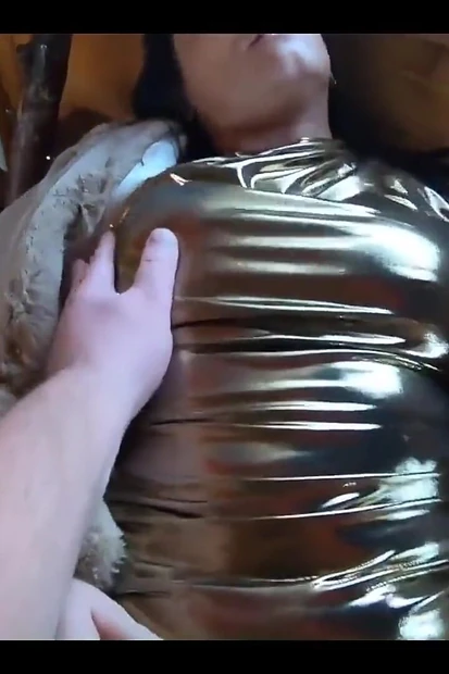 Cheating Wife Blows and Fucks Husband Friend Before They Filmed Episode 226. He Cum Inside Her Hairy Pussy Ep 227 - Previ...