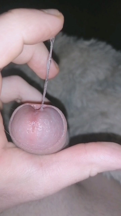 A little glimpse of my dick 3
