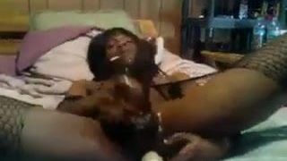 Amateur negro travesti solo