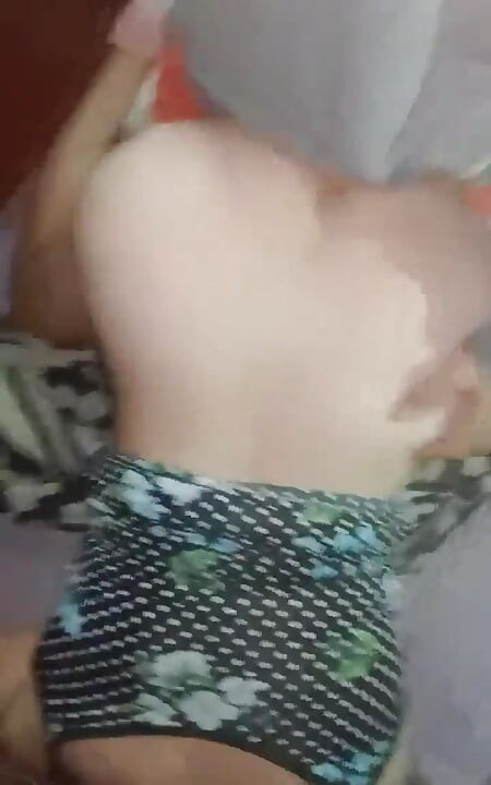 Cewek sange ini dientot gaya doggy habis-habisan - pov