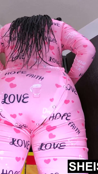 Üvey kızının devasa memeleri üvey annesininkinden daha büyük, hardcore benim azgın bbc'me biniyor, sıcak busty genç abanoz okasım | Klip 1