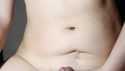 creampie in enger muschi nach dem schwanz reiben und ficken