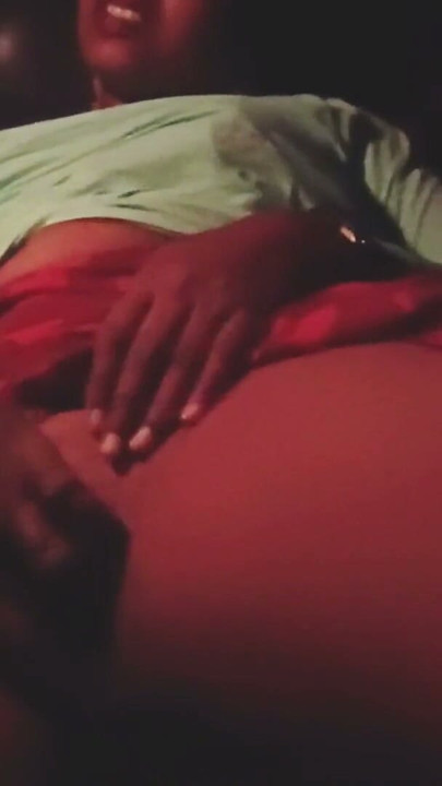 Gece araba seksi, Telugu edepsiz konuşma. Telugu büyük göğüsler, güzel teyze ve erkek arkadaşı. | Klip 1