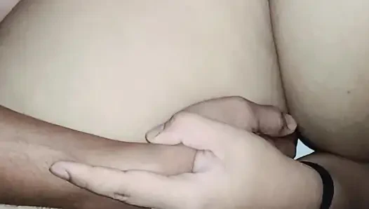 MALAY SLUT LIKE TO SUCK MY DICK