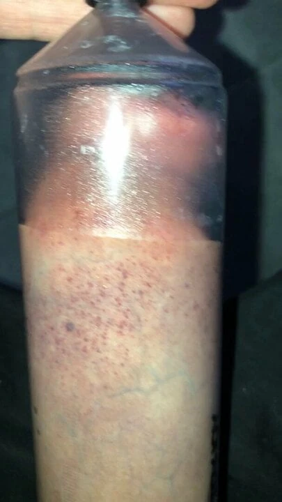 Eu bombeio meu pau