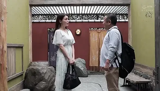 Istri nakal ini selingkuh sama pria paruh baya! 3