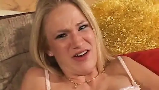 Evli kadınlar evde yalnız: evli kadın #72