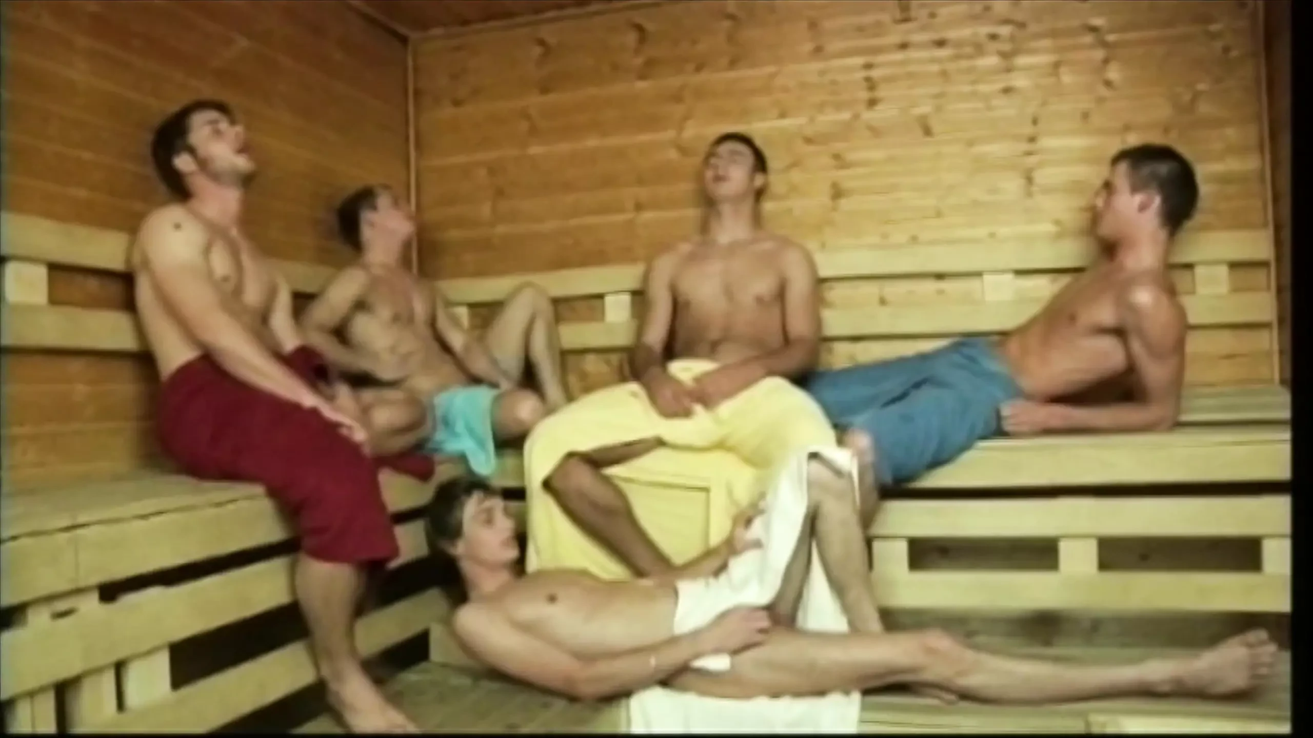 Staxus - sauna sala ssanie kogutów orgia