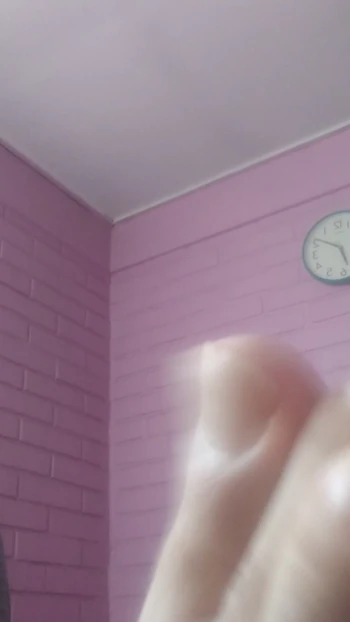 Soles of feet looking for a sucker