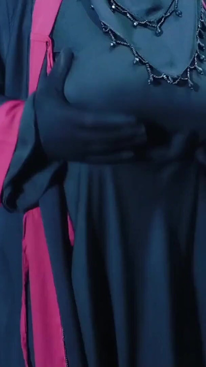 Indian beautiful hijabi Muslim couple thirsty for sex | Clip 1